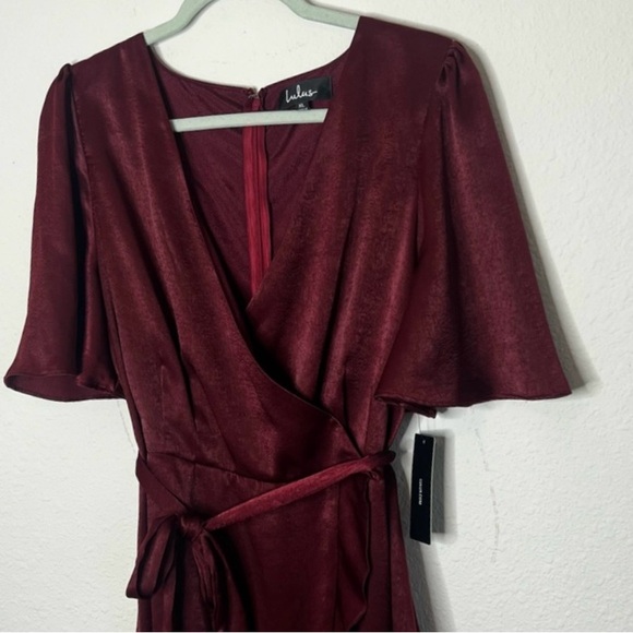 NWT Lulus Burgundy Satin Faux-Wrap Midi Dress - Picture 5 of 10